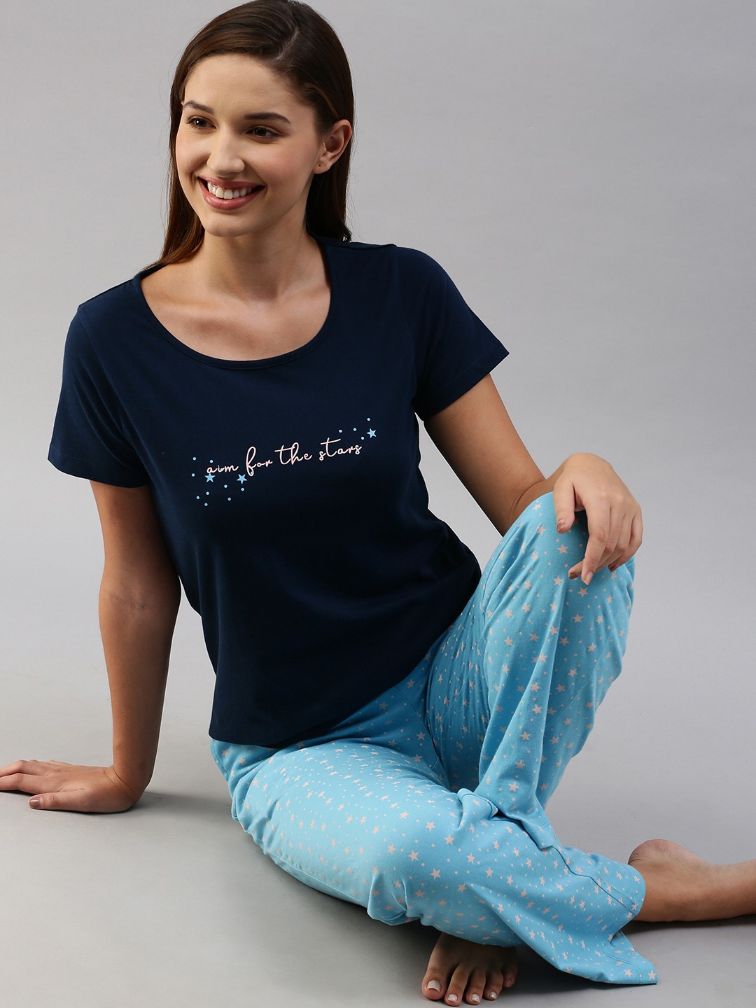 

Mast & Harbour Women Blue Printed Night suit