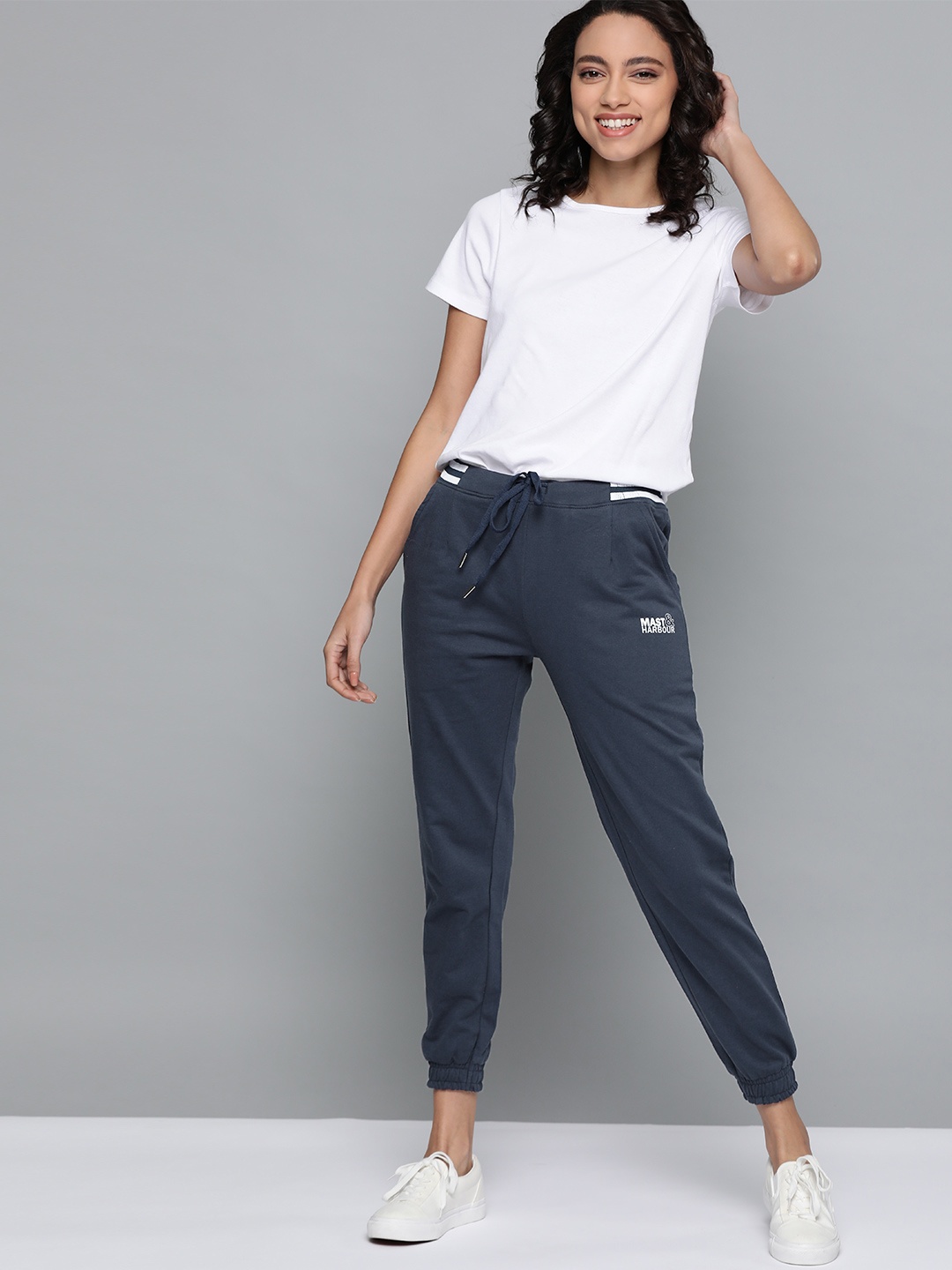 

Mast & Harbour Women Navy Blue Solid Pure Cotton Joggers