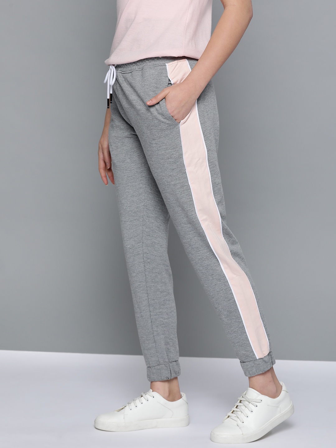 

Mast & Harbour Women Grey Melange Solid Pure Cotton Joggers