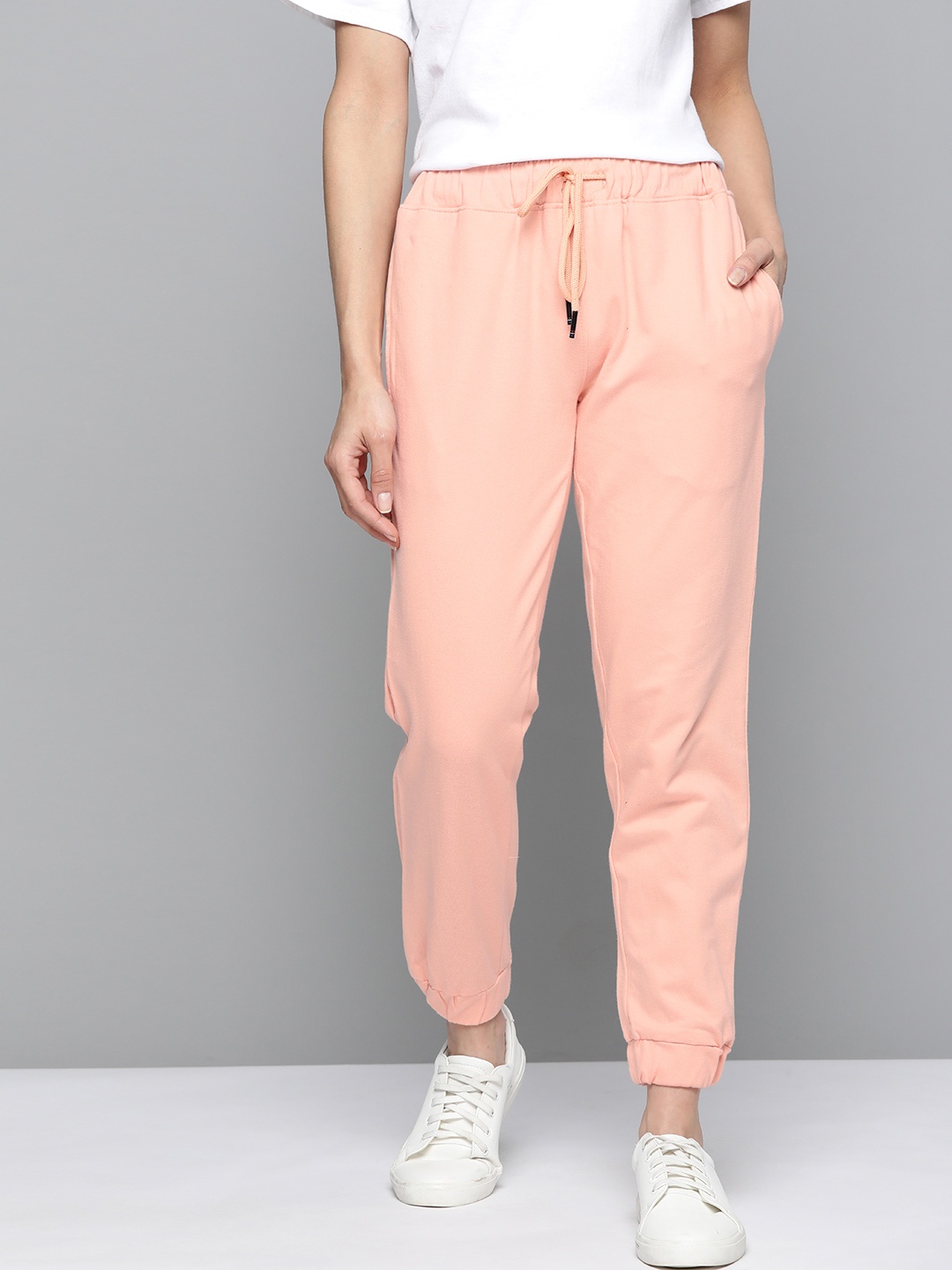 

Mast & Harbour Women Dusty Pink Solid Cropped Joggers