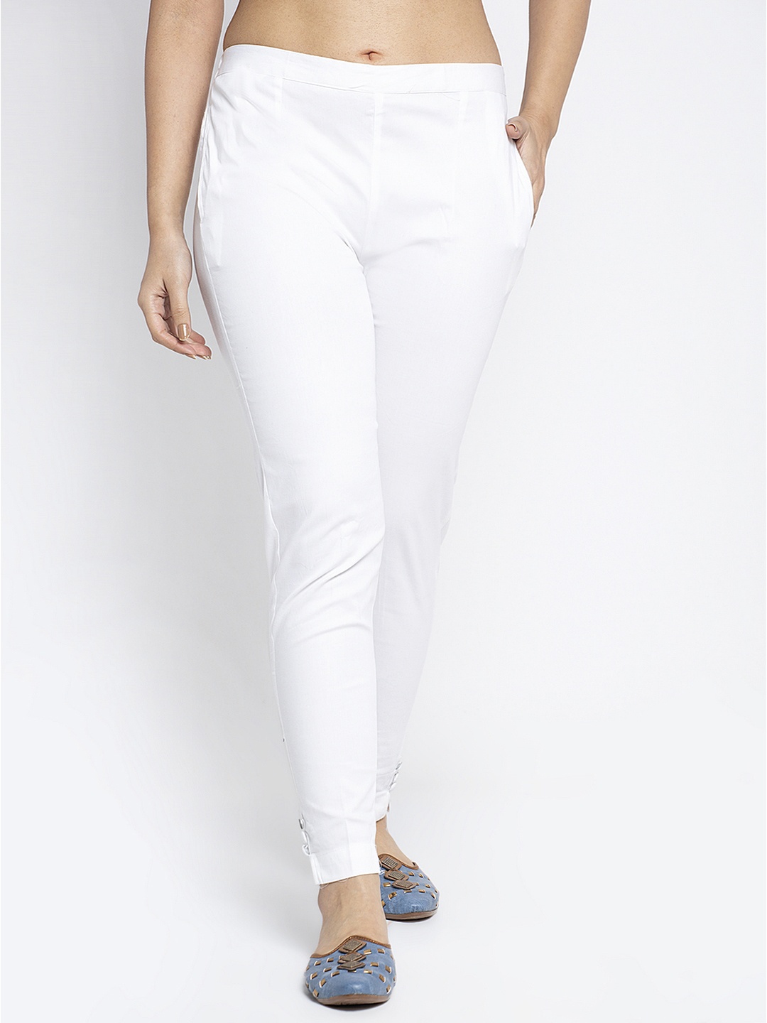 

GRACIT Women White Slim Fit Solid Anti Fit Trousers