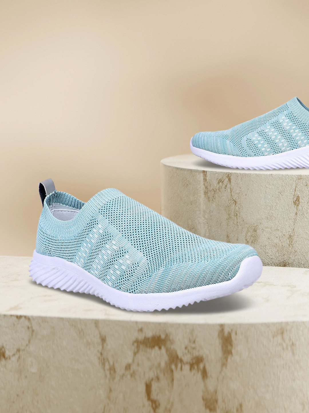 

Yuuki Women Green Mesh Walking Shoes 8905185072014