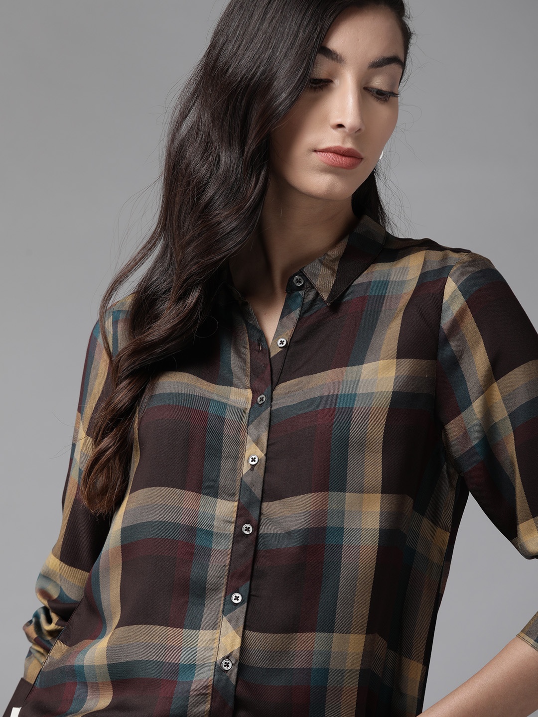 

The Roadster Lifestyle Co Women Coffee Brown & Mustard Regular Fit Checked Casual Sustainable ECOVERO Shirt