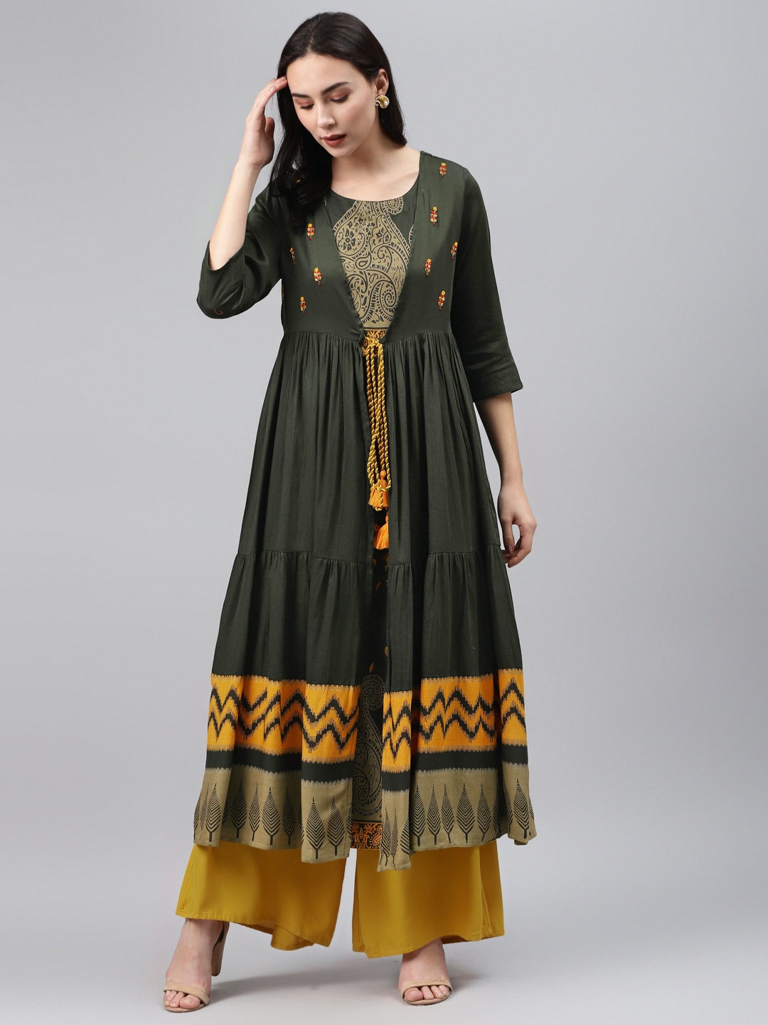 

Nehamta Women Green & Brown Ethnic Motifs Print Straight Kurta with Tiered Ethnic Jacket