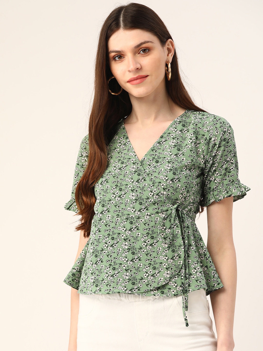 

Trend Arrest Women Green & White Ditsy Floral Print Wrap Top