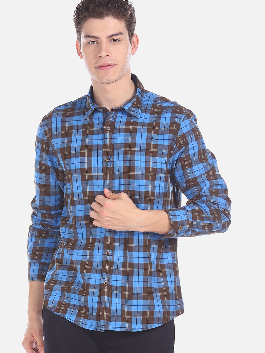 

Ruggers Men Blue & Brown Regular Fit Checked Cotton Casual Shirt