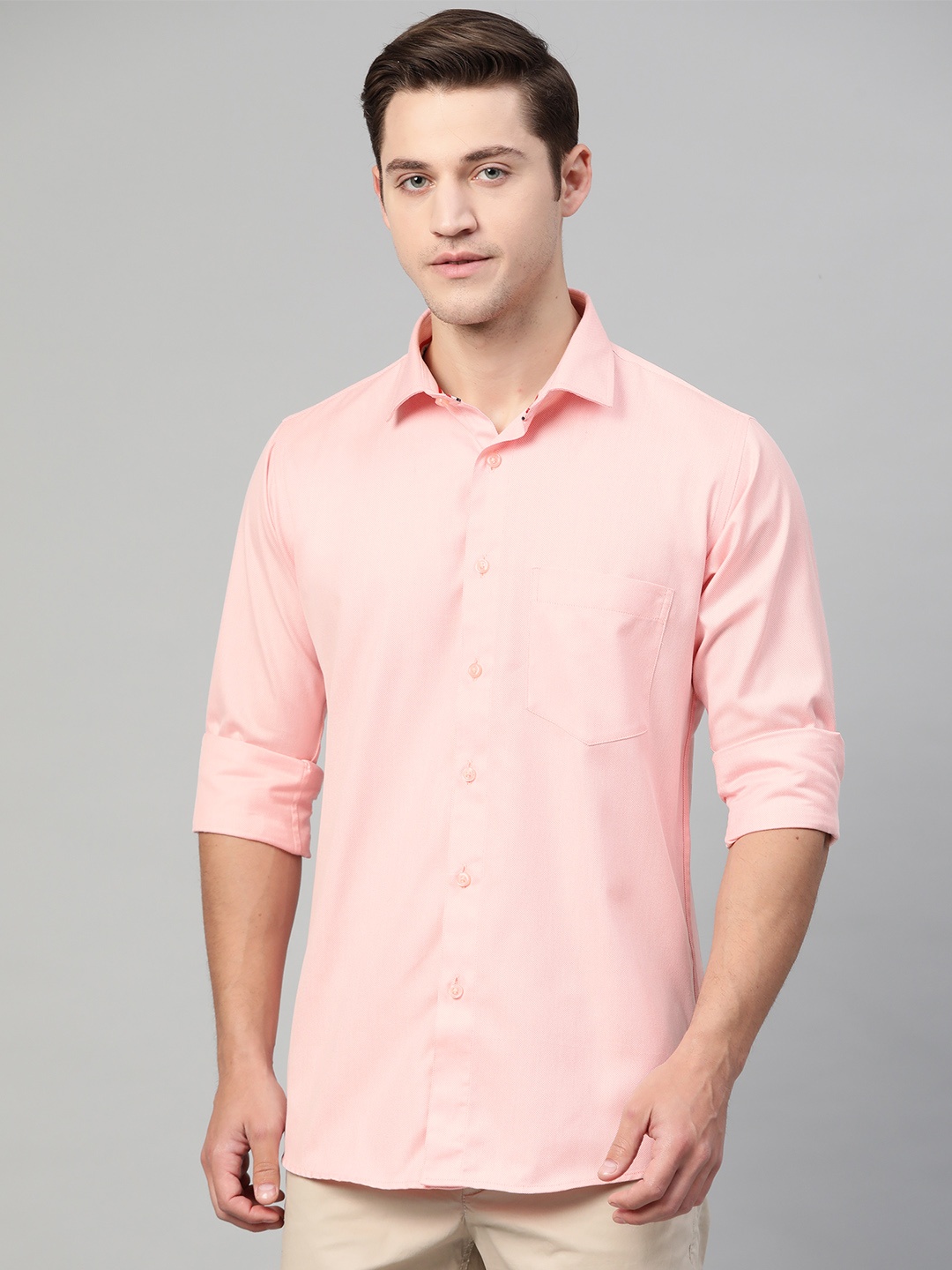 

Shaftesbury London Men Peach-Coloured Smart Slim Fit Self Design Pure Cotton Casual Shirt