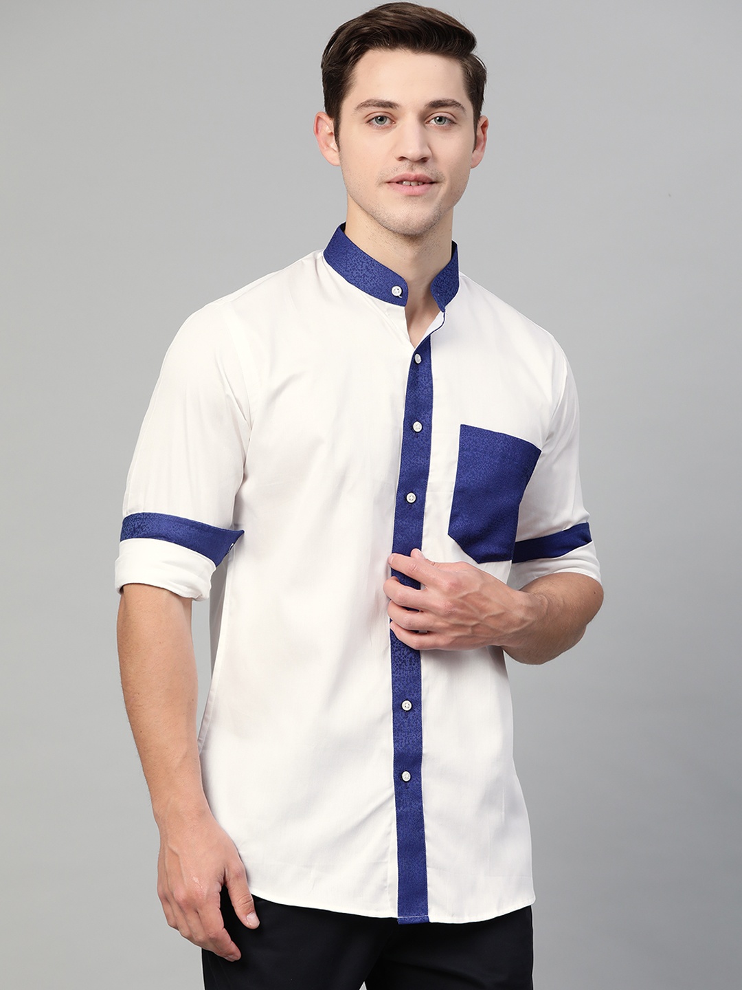 

Shaftesbury London Men White Smart Slim Fit Solid Casual Shirt