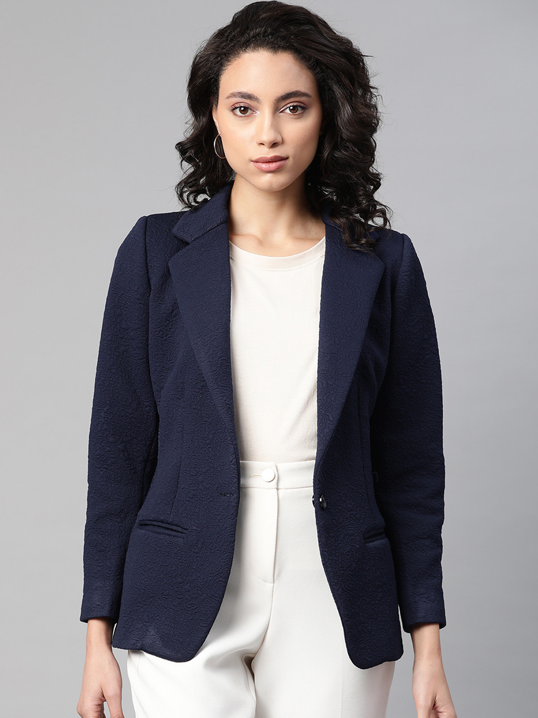 

Shaftesbury London Women Navy Blue Textured Single-Breasted Knitted Casual Blazer
