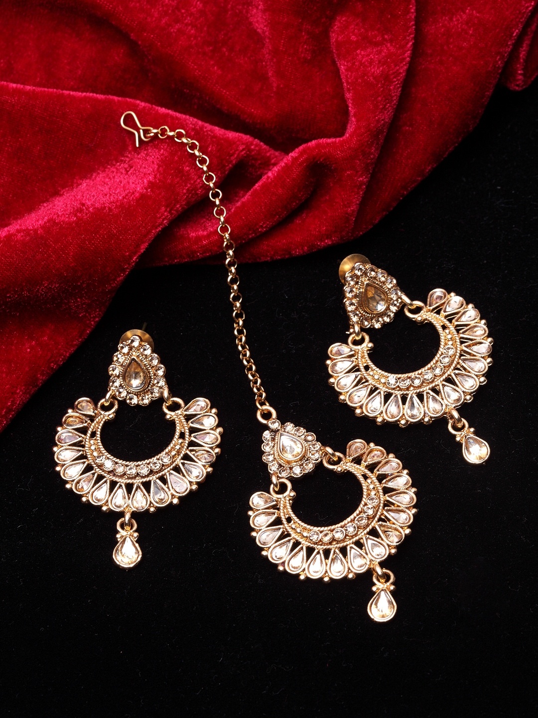 

PANASH Gold-Plated White Kundan Stone Studded Handcrafted Sustainable Jewellery Set