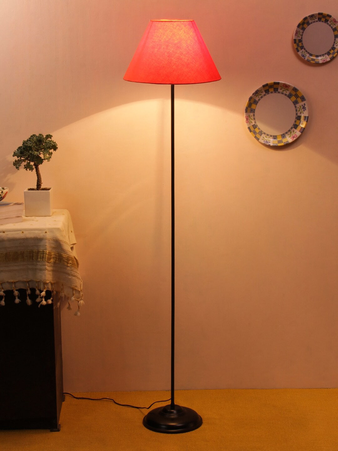 

Devansh Orange Solid Contemporary Club Lamp