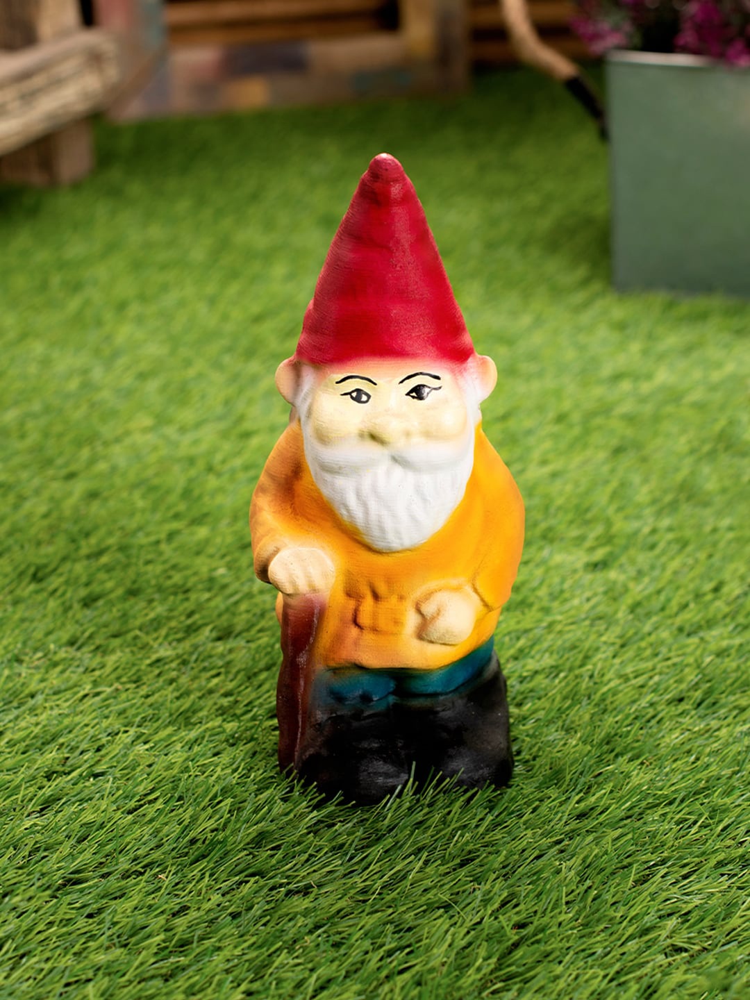 

green girgit Yellow & Red Garden Gnome with Hat Showpiece