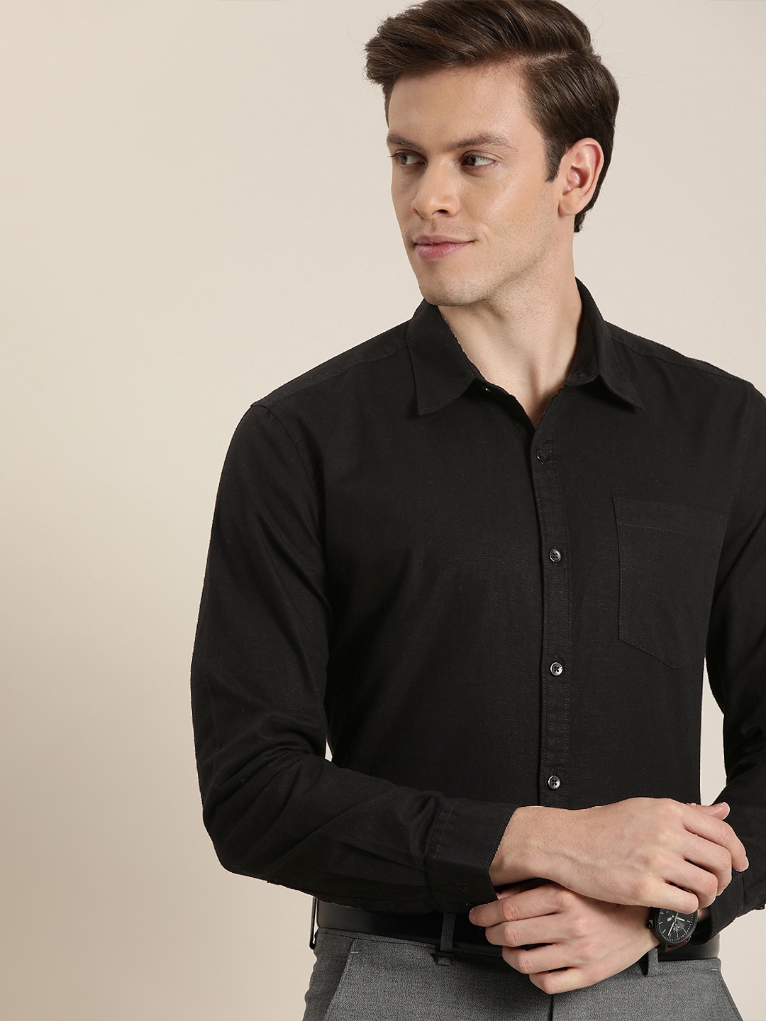 

INVICTUS Men Black Slim Fit Cotton Linen Formal Shirt