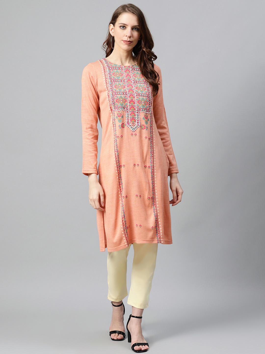

W Women Peach-Coloured & Pink Ethnic Motifs Printed Thread Work Winter Kurta
