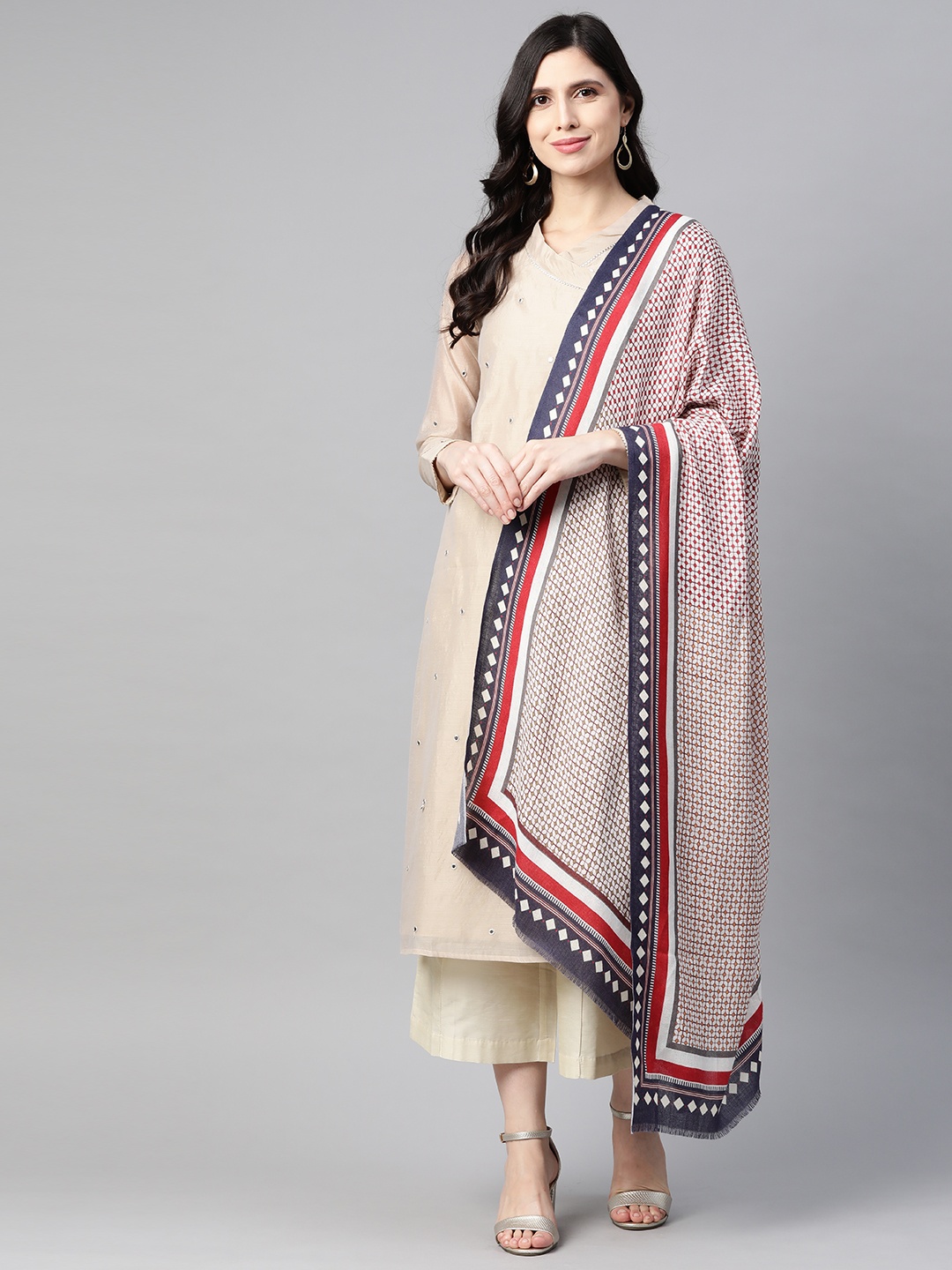 

W Women White & Maroon Geometric Print Shawl