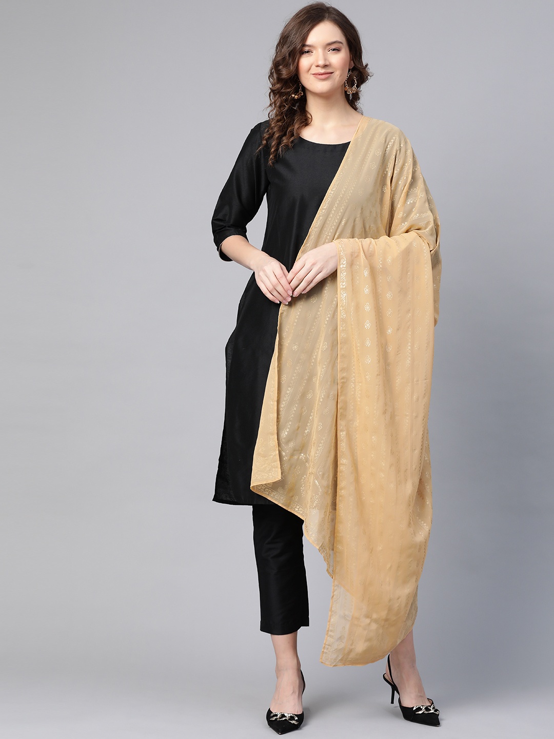 

W Women Beige & Golden Woven Design Dupatta
