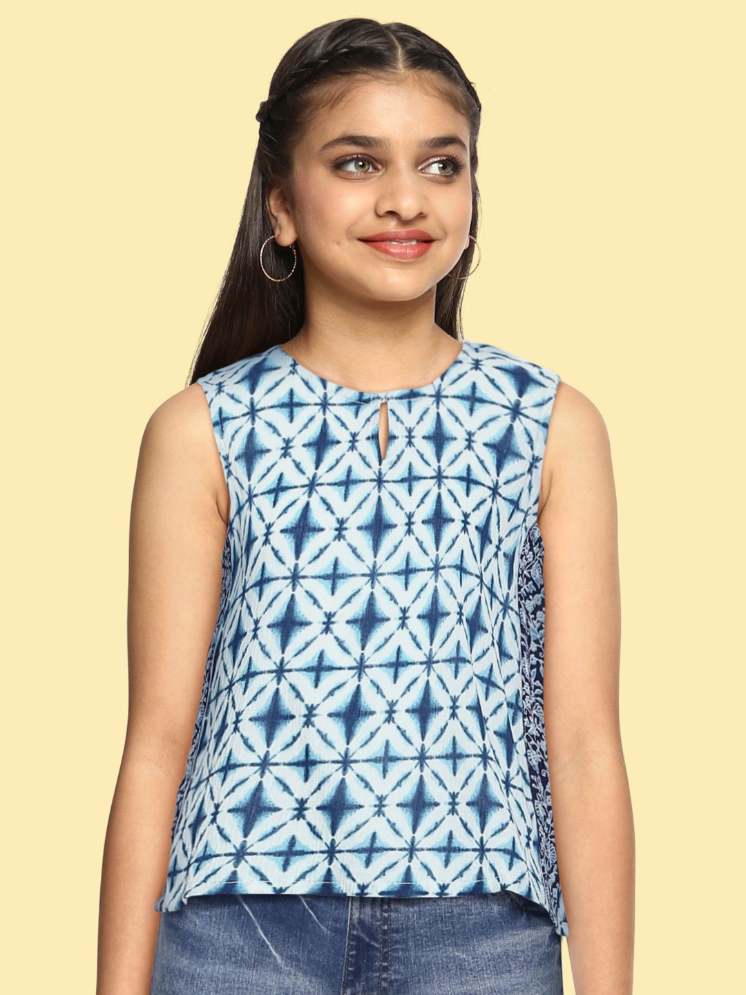 

Global Desi Girls Blue & White Printed Pure Cotton Regular Top