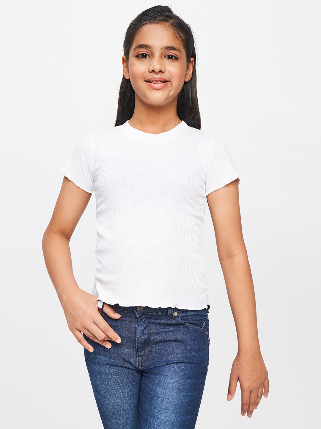 

Global Desi White Solid Regular Top