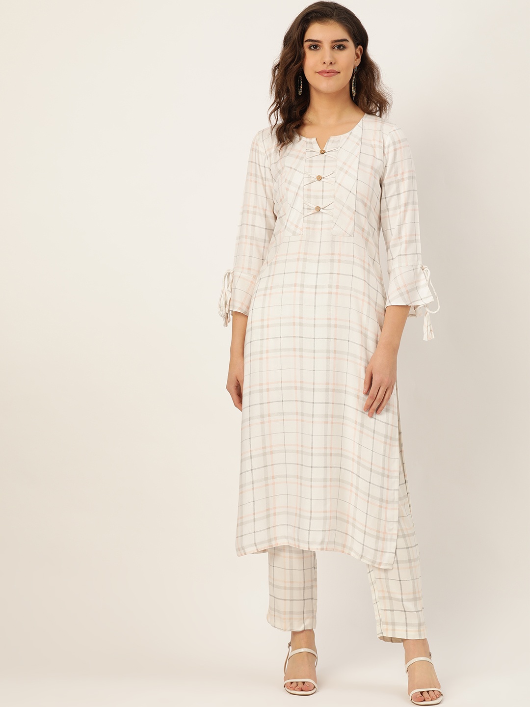 

Cottinfab Women Off-White & Grey Checked Kurta with Trousers