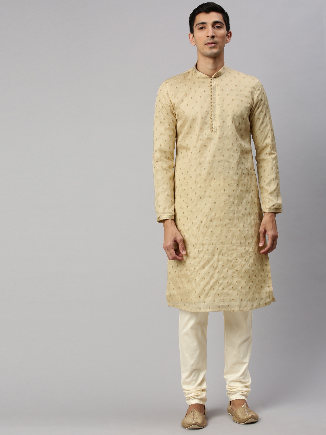 

Manyavar Men Cream-Coloured & Gold-Toned Embroidered Kurta with Churidar