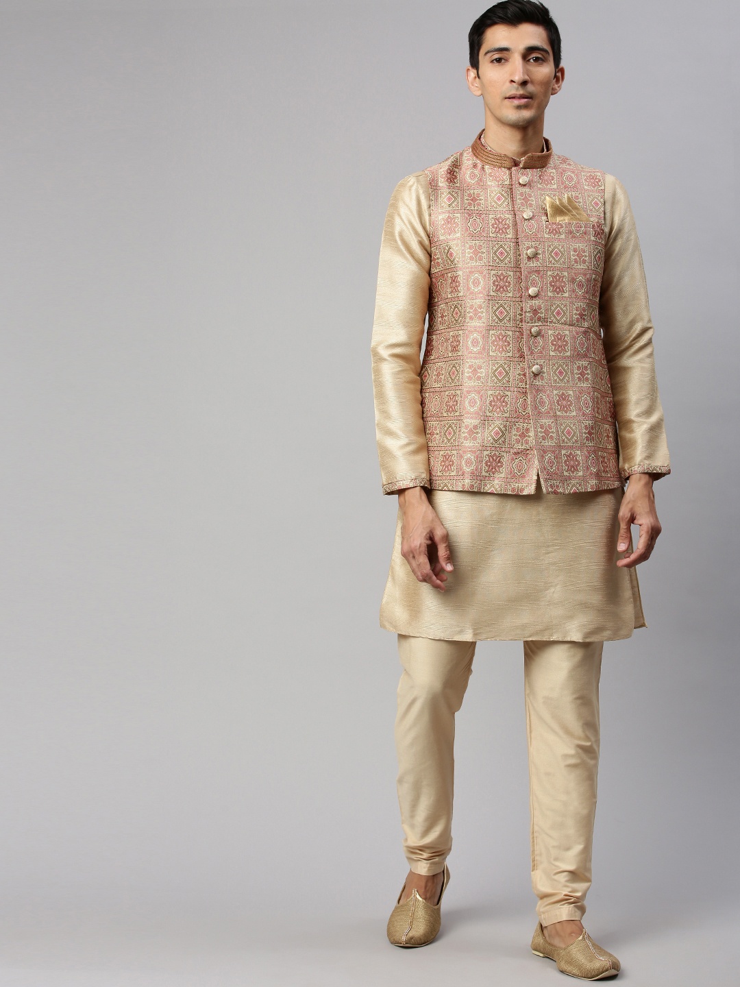 

Manyavar Men Gold-Coloured Solid Kurta Set With Nehru Jacket