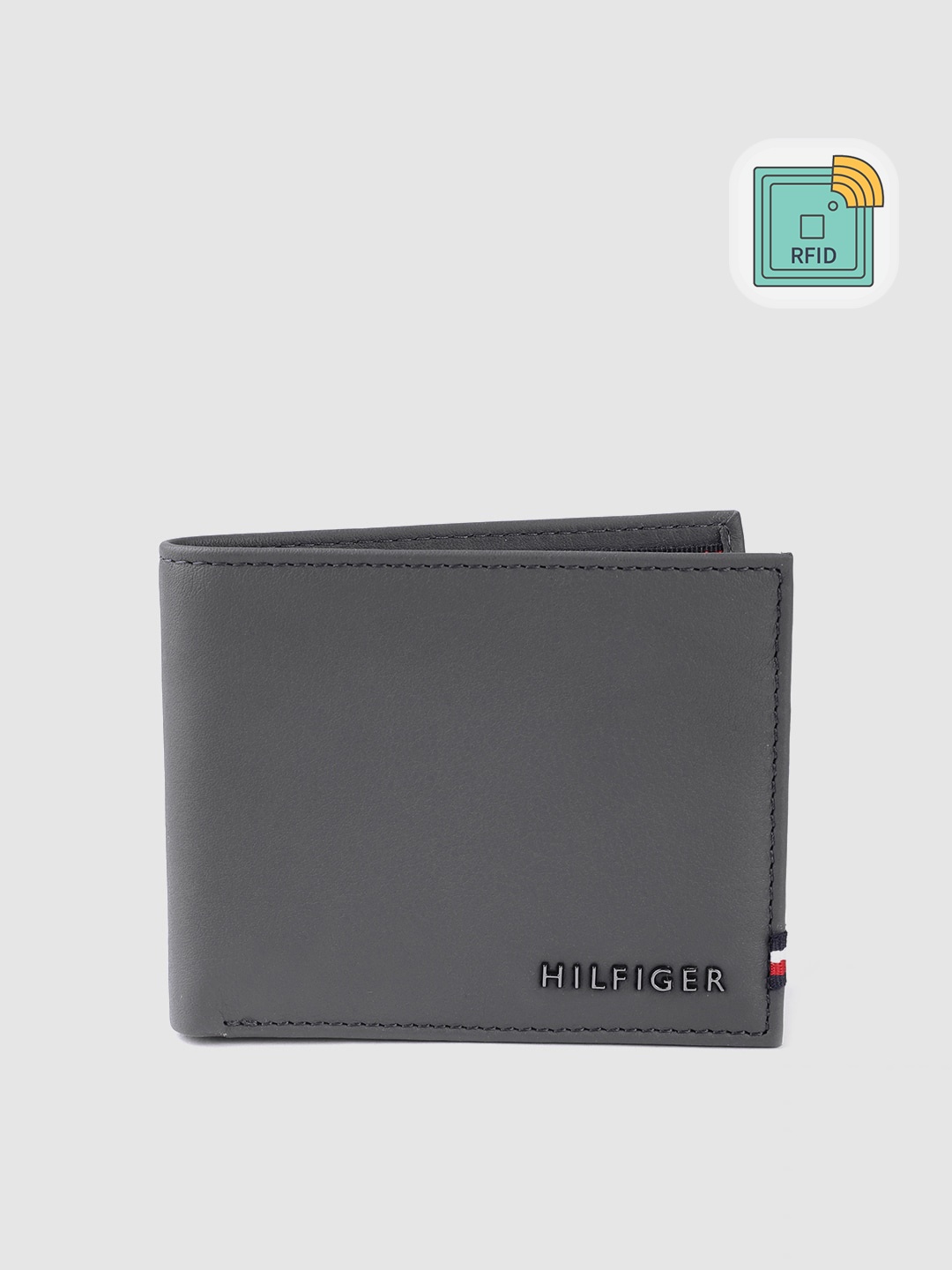 

Tommy Hilfiger Men Navy Leather Solid RFID Protected Two Fold Wallet, Navy blue