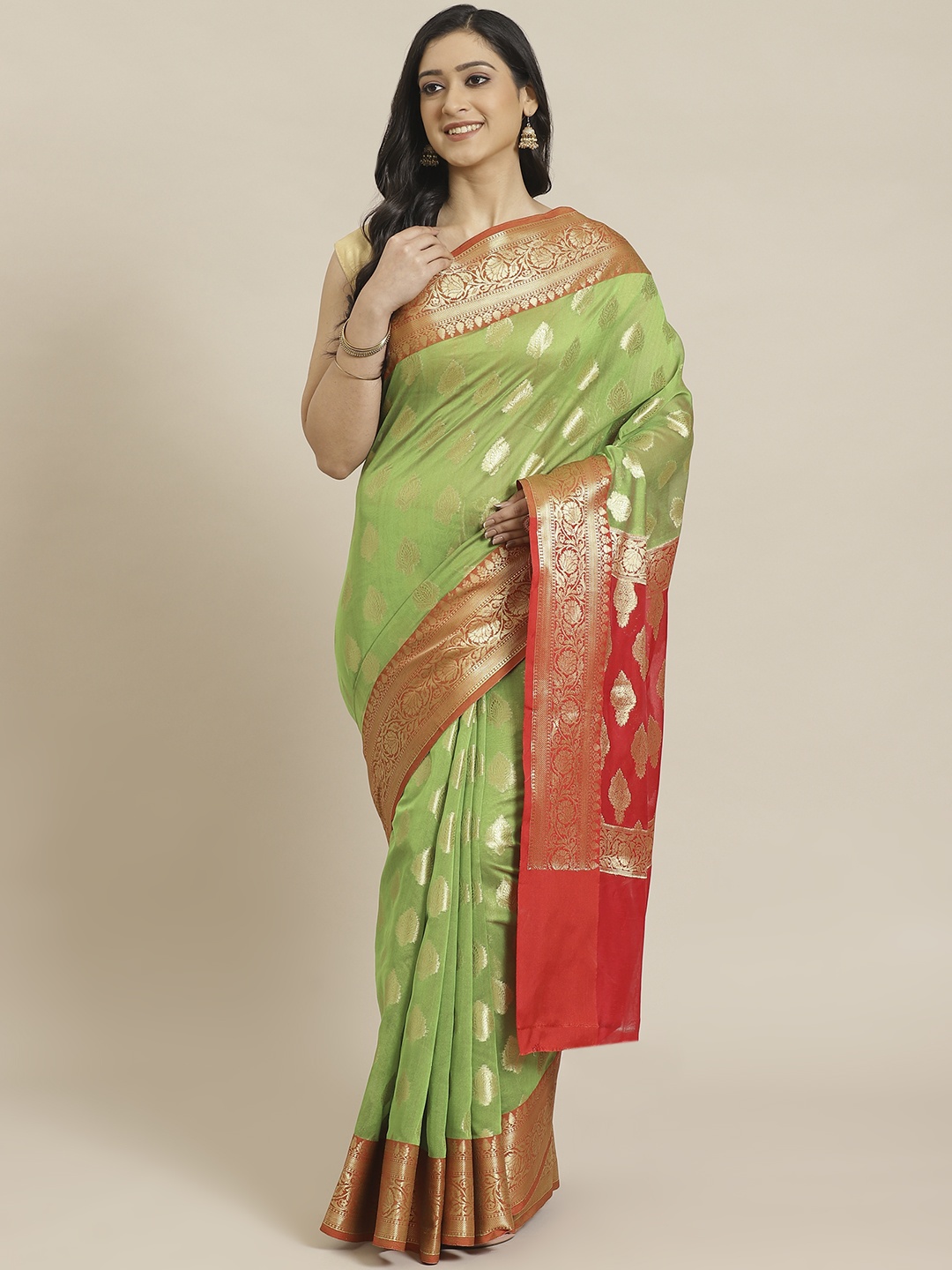 

swatika Green & Golden Handloom Woven Design Chanderi Saree