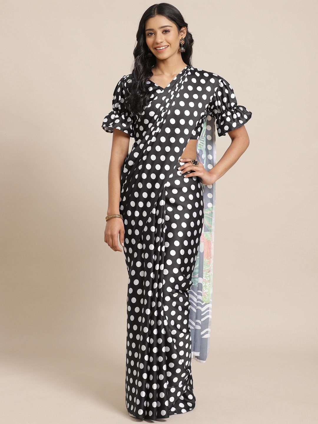 

Saree mall Black & White Polka Dot Print Saree