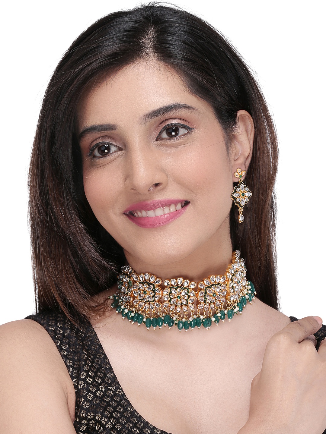 

Yellow Chimes Gold-Plated Green & White Kundan Studded Jewellery Set