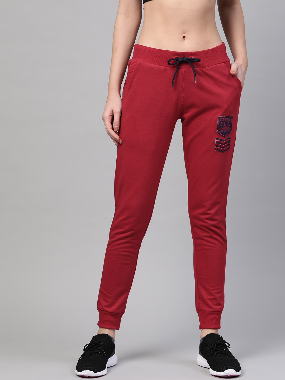 

M7 by Metronaut Women Maroon Solid Cropped Joggers