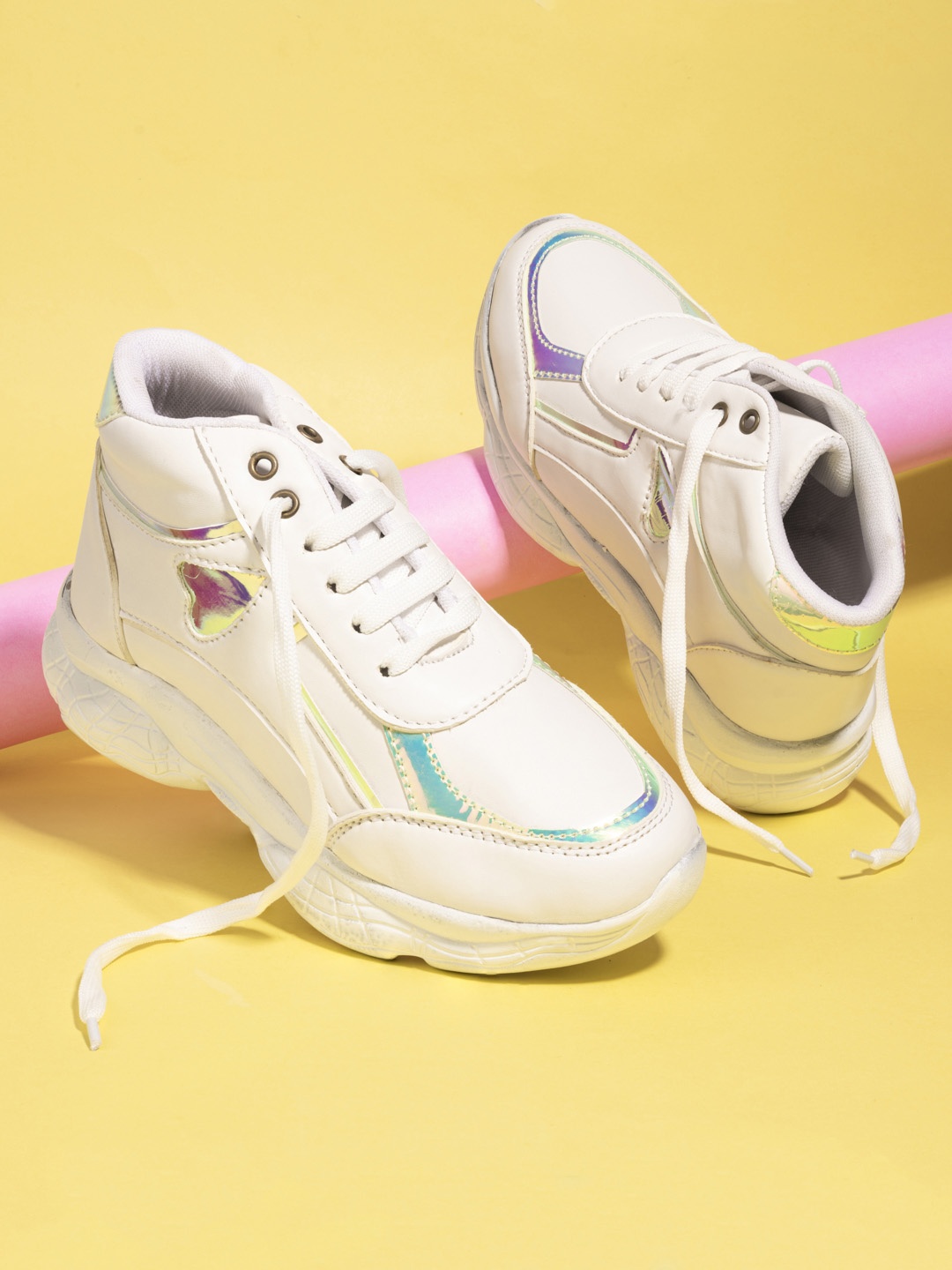 

El Paso Women White Solid Synthetic High-Top Sneakers