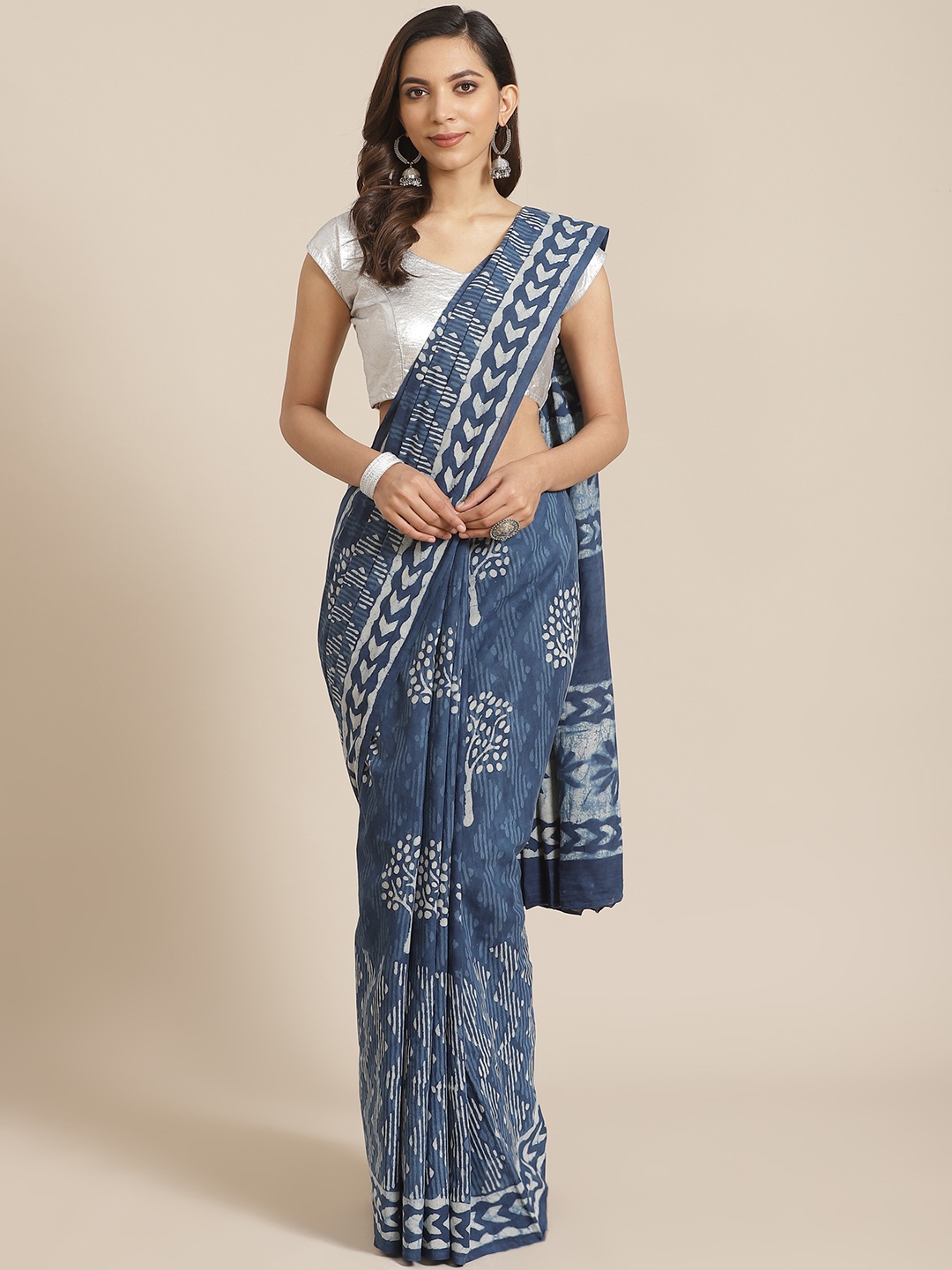

Libas Blue & White Pure Cotton Printed Saree