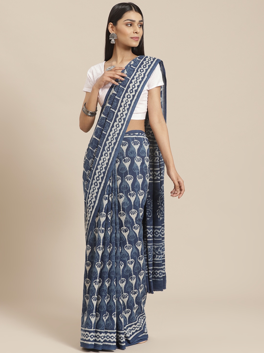 

Libas Blue & White Pure Cotton Ethnic Motif Print Saree