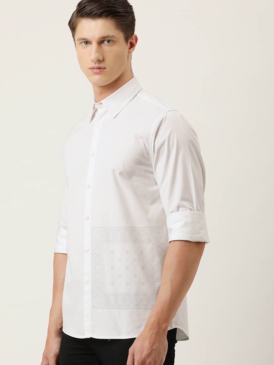 

Calvin Klein Jeans Men White Regular Fit Placement Printed Casual Shirt