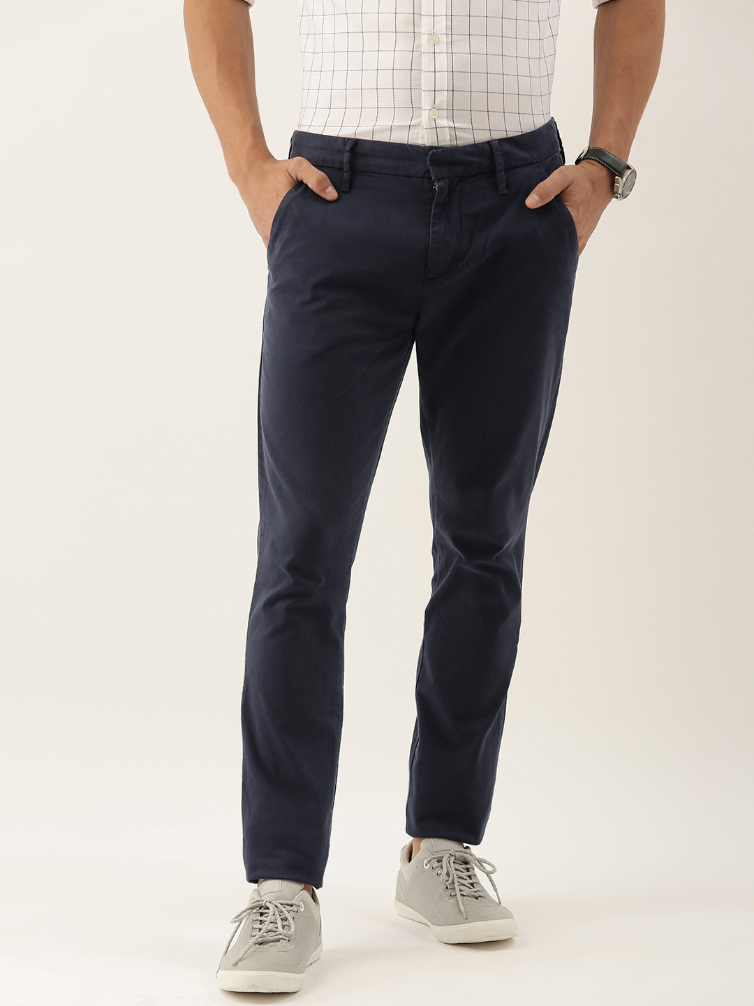 

Calvin Klein Jeans Men Navy Blue Regular Fit Solid Chinos