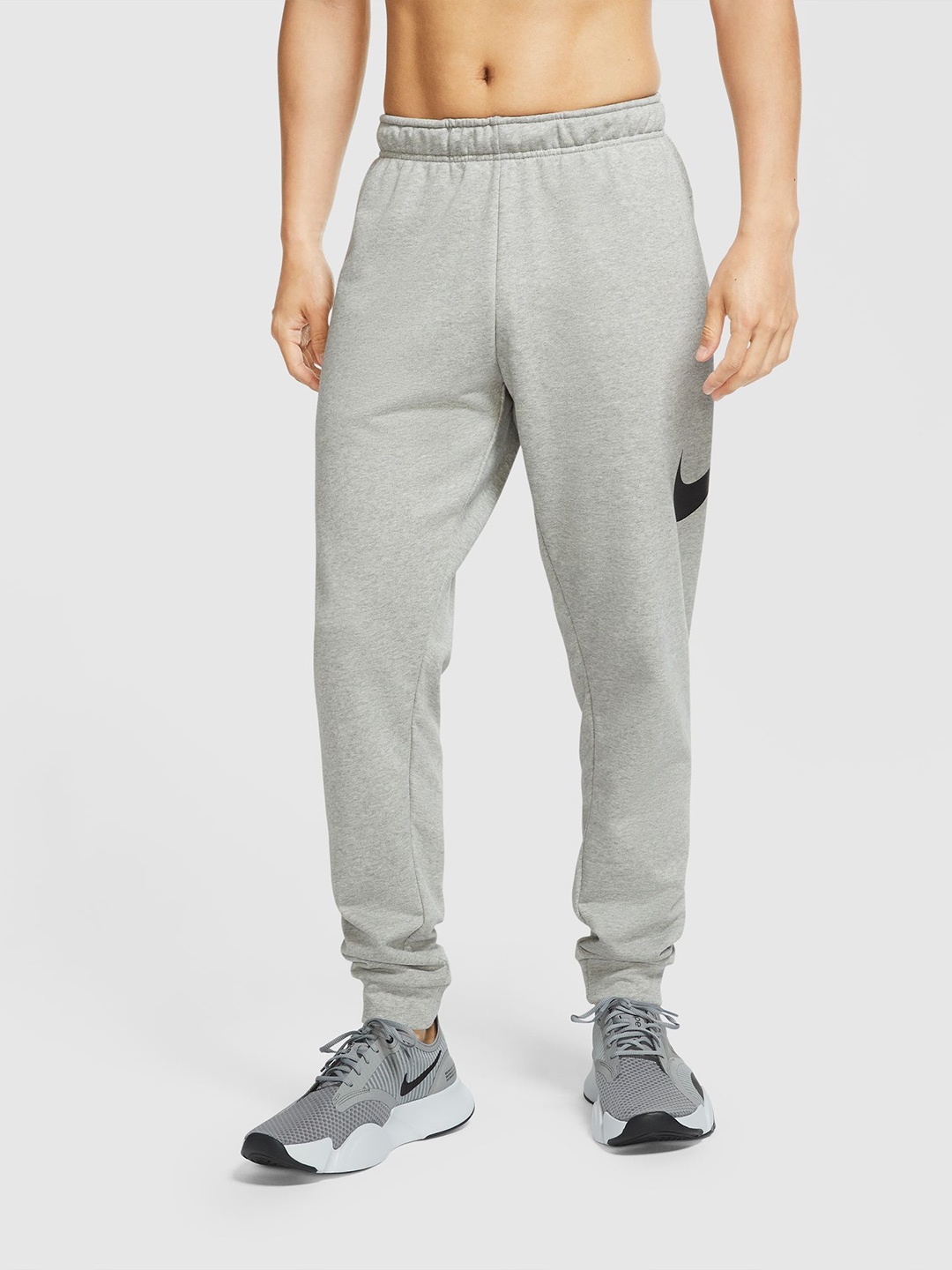 

Nike Men Dri-FIT Trackpants, Grey
