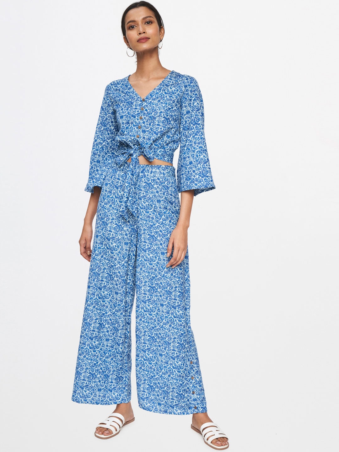 

AND Women Blue & White Printed Top with Trousers