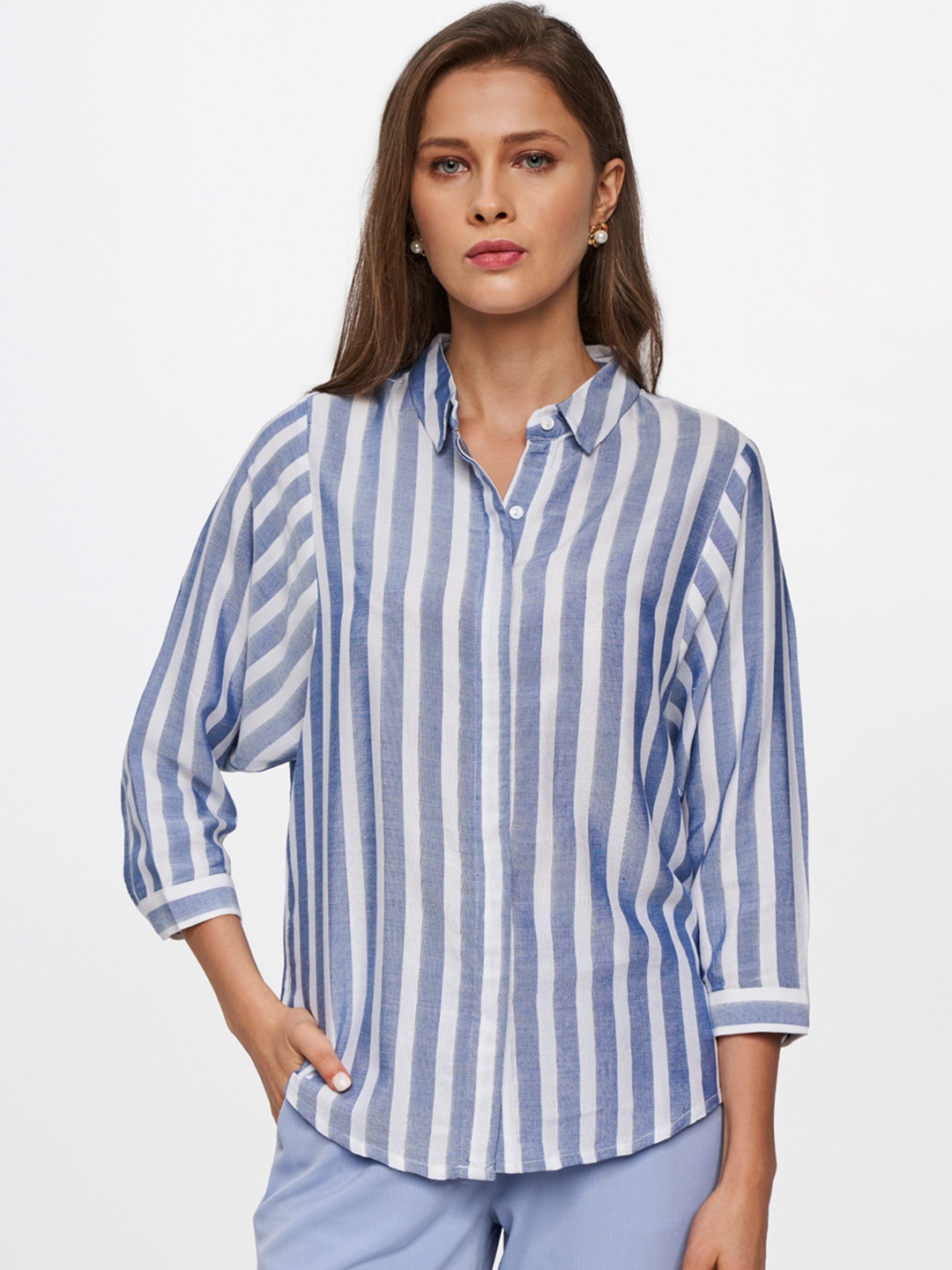 

AND Women Blue & White Regular Fit Striped Casual Shirt