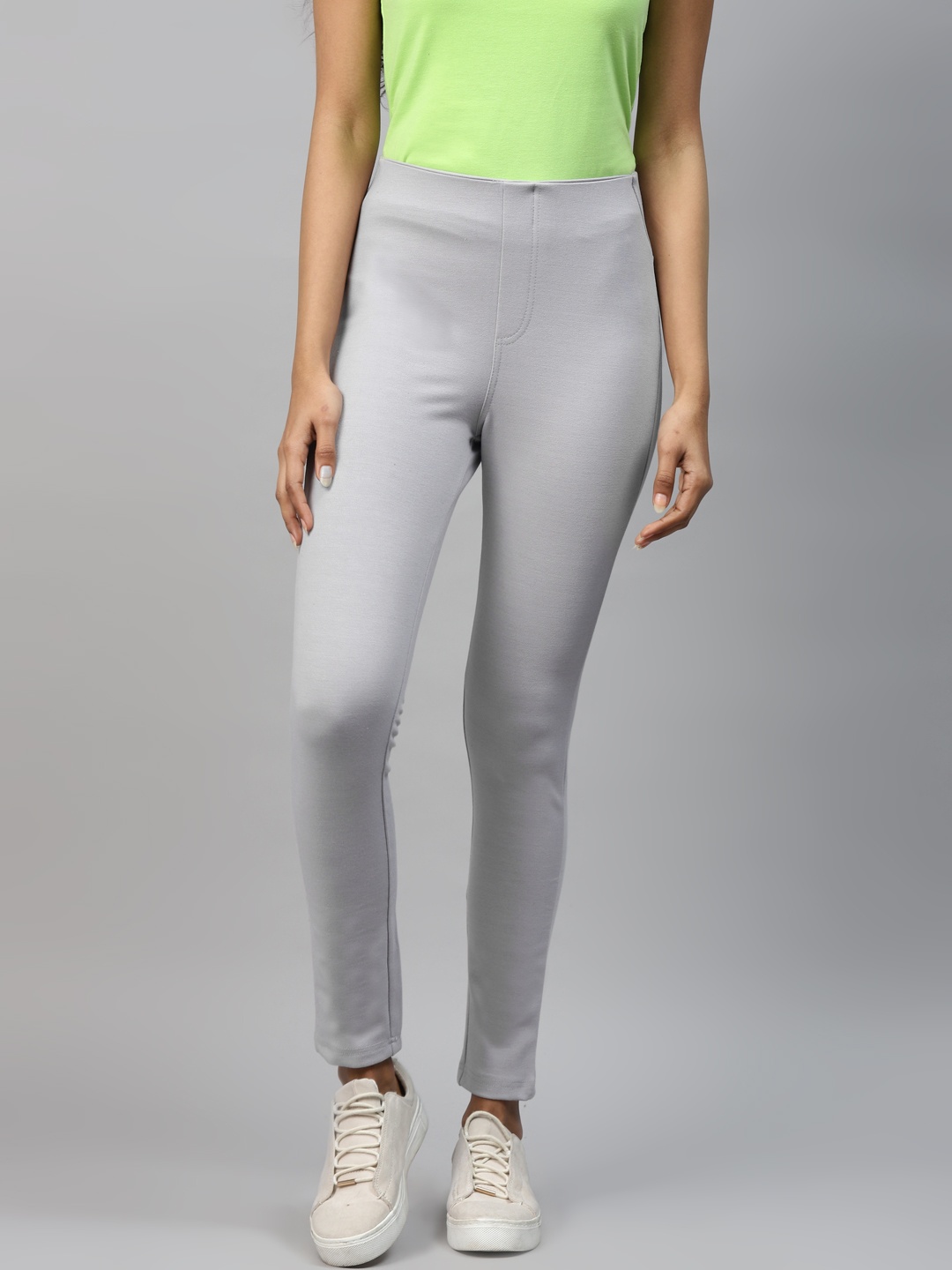 

Hubberholme Women Grey Solid Skiny Fit Treggings