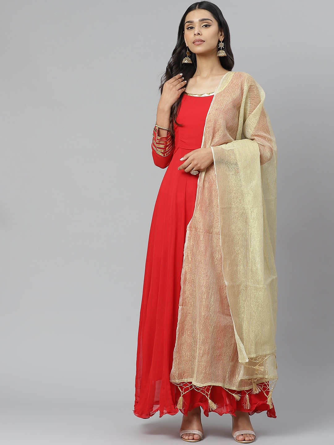 

Rangpur Women Red & Golden Solid Kurta with Churidar & Dupatta