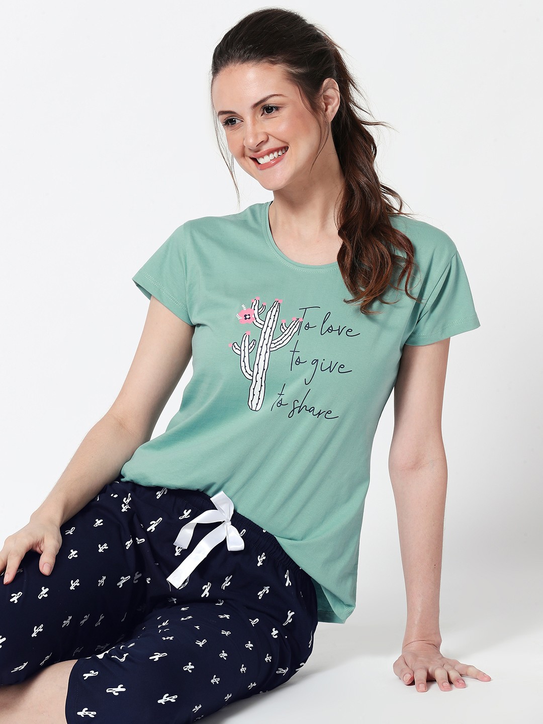 

Zeyo Women Green & Blue Printed Night Suit