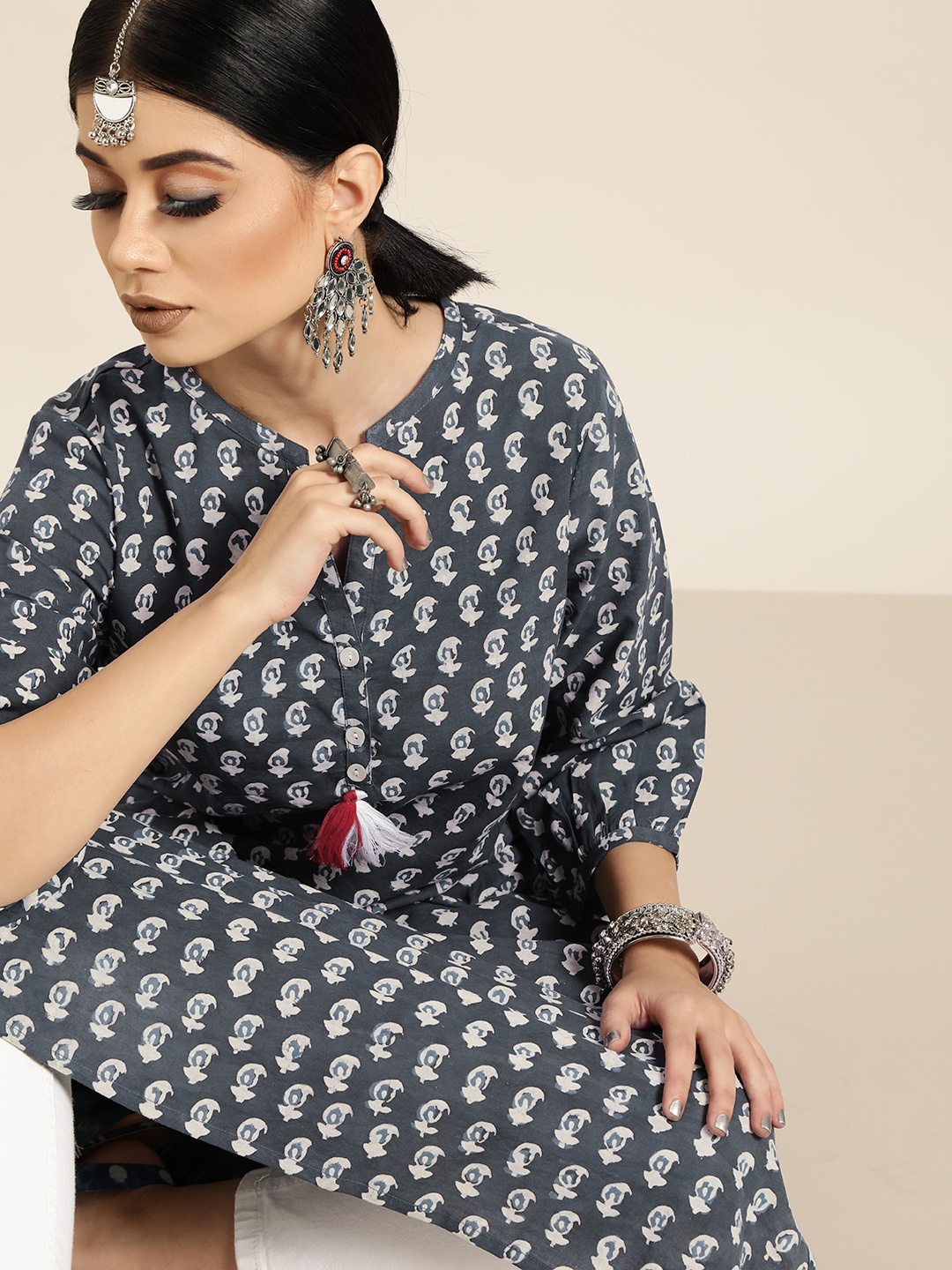 

Taavi Women Navy Blue & White Indigo Printed A-Line Dress with Pockets