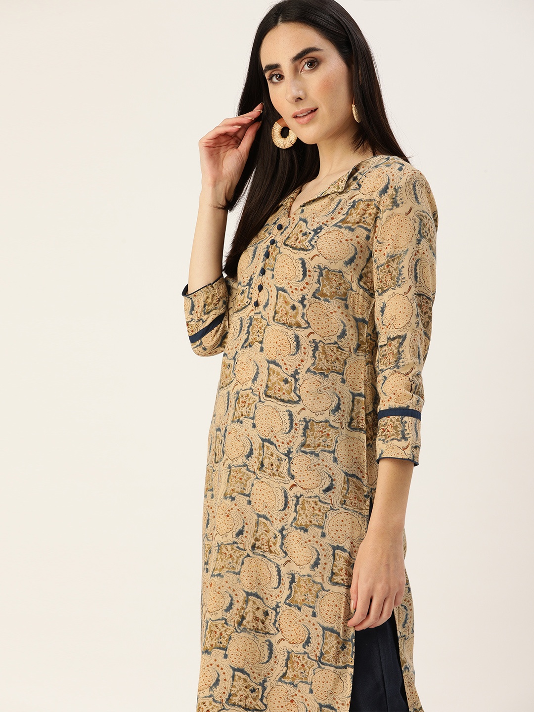 

Taavi Women Beige & Blue Kalamkari Hand Block Print Kurta
