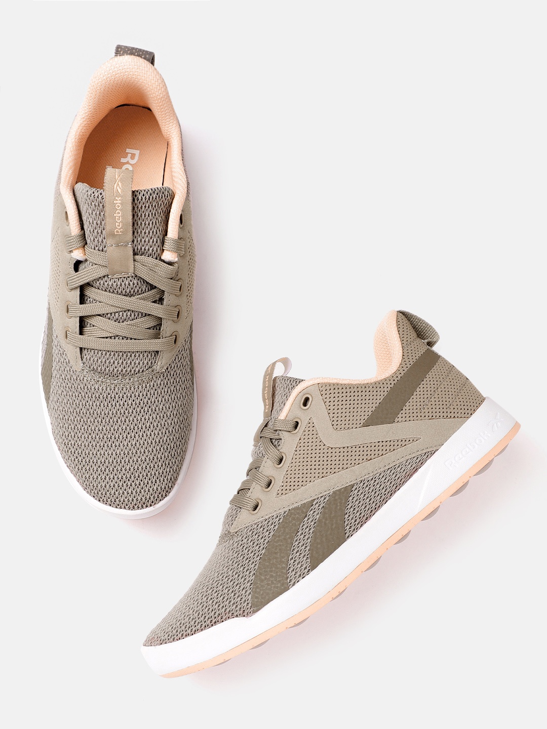 

Reebok Women Beige Woven Design Ever Road DMX 3.0 Sneakers