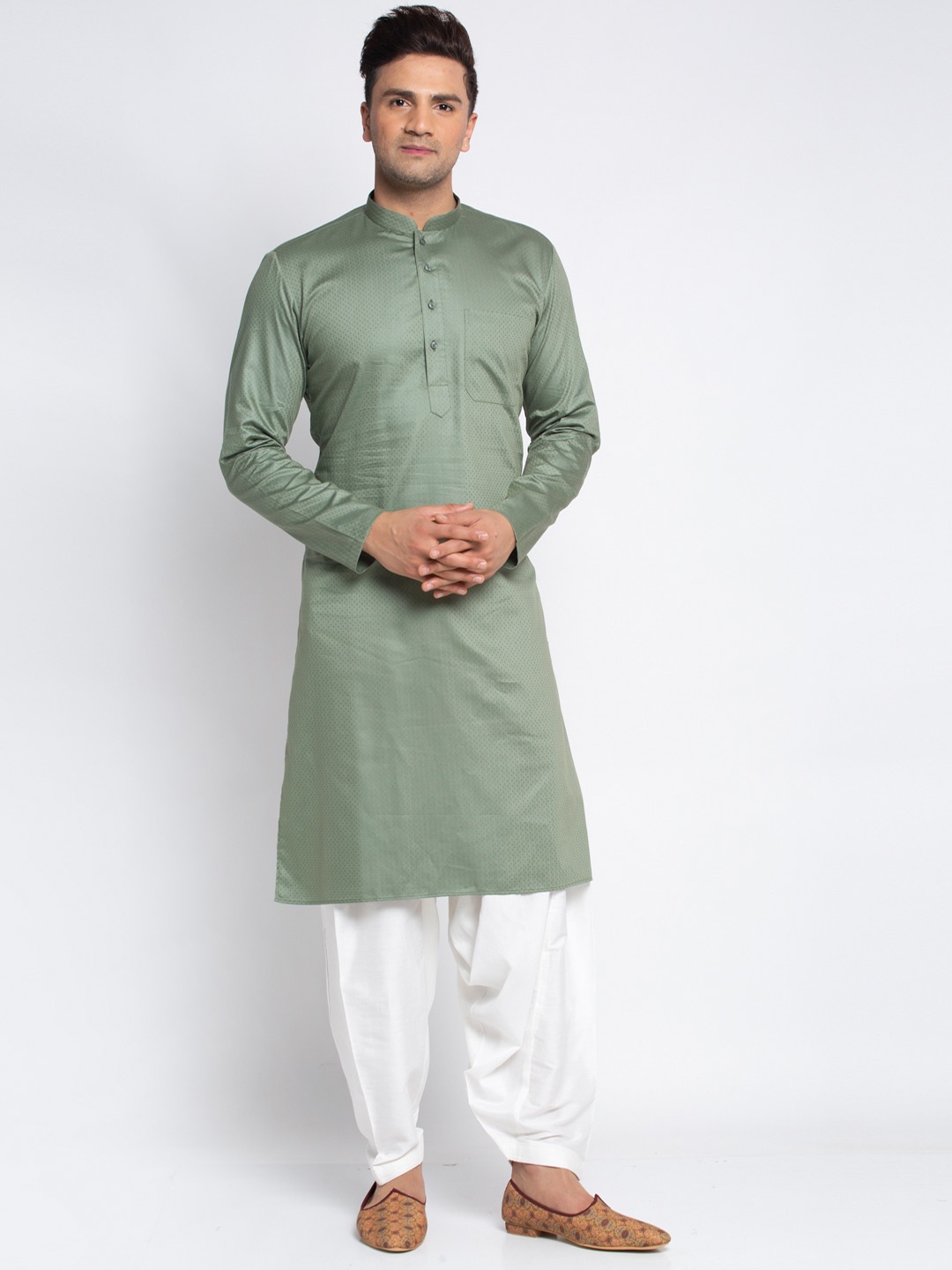 

MAXENCE Men Olive Green & White Kurta Set
