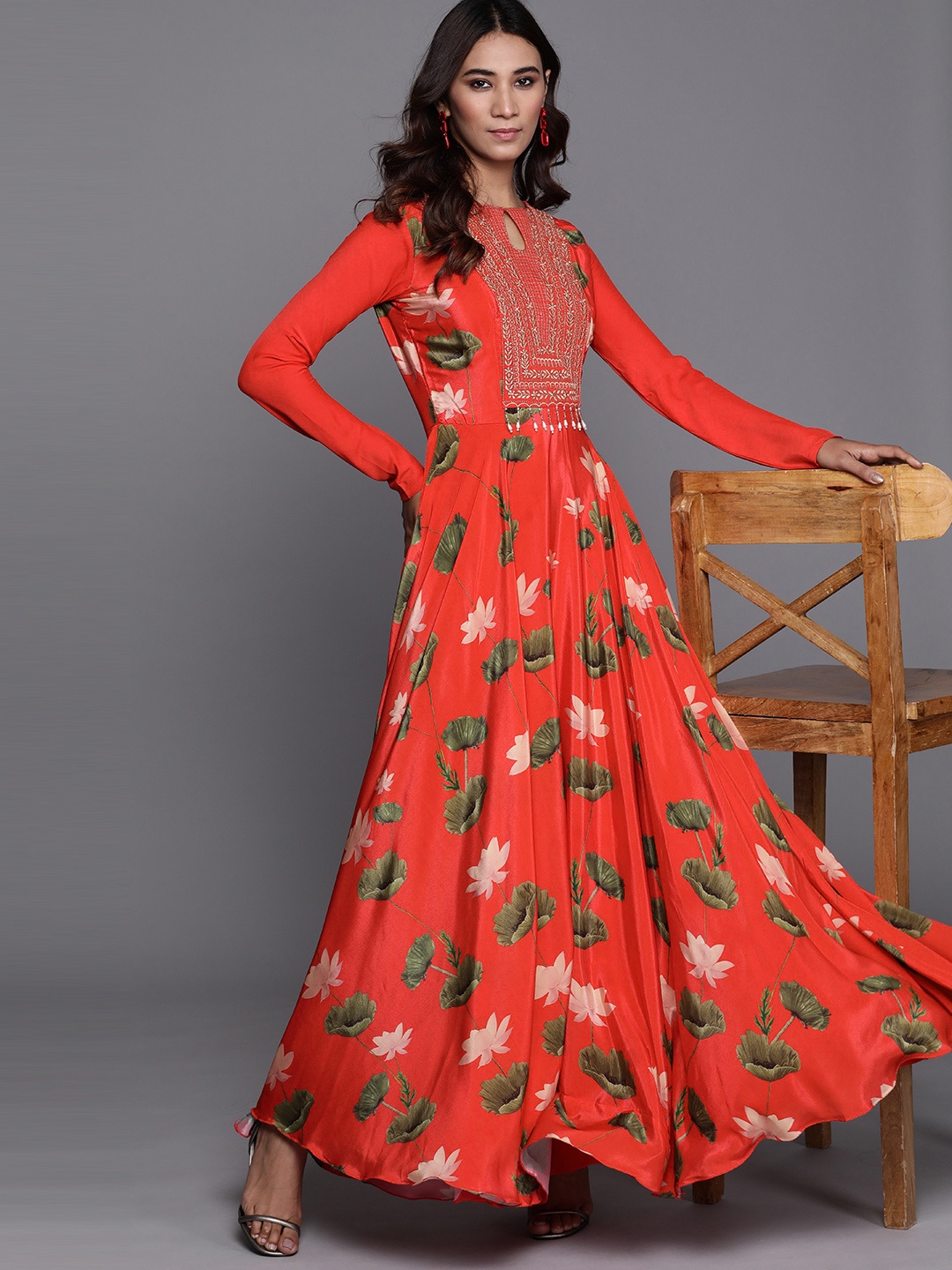 

Inddus Women Red & Green Floral Printed Maxi Dress