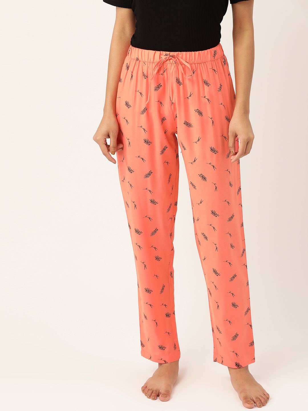 

ETC Women Peach Coloured & Black Printed Lounge Pants
