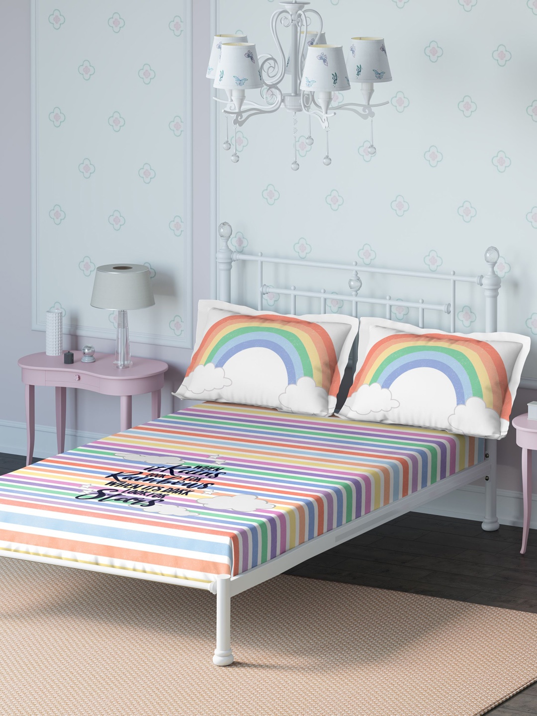 DDecor White & Blue Printed 144 TC Queen Bedsheet With 2 Pillow Covers