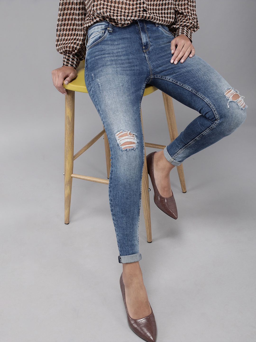 

ONLY Women Blue Carmen Skinny Fit Mid-Rise Mildly Distressed Stretchable Jeans