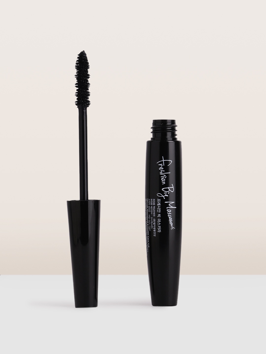

The Face Shop Paraben Free Light & Comfortable Freshian Big Mascara 7g - Curling 01, Black